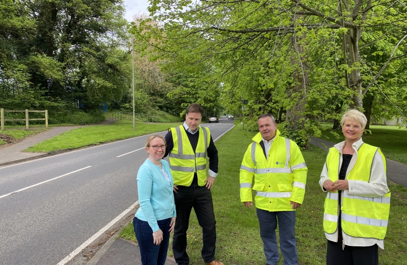 Pictured; Perins parents Wendy Osborne, Steve Brine, Cllr Rob Humby and Cllr Fiona Isaacs on The Avenue in Alresford 